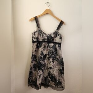 Ann Taylor LOFT Women's Dress Sweetheart Neckline‎ Gray Black Floral Size 8P